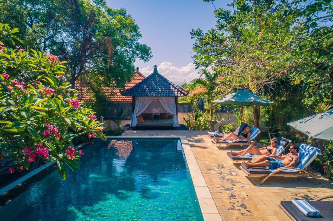 Hotel Minabali Bunga'lo Tulamben Exterior foto